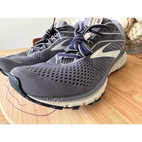 Brooks Ghost 12  Women 9.5 - Picture 1 of 10